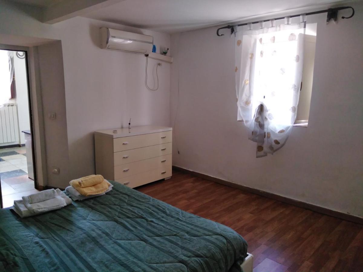 La Casa Sul Farfa Apartment Bocchignano Екстериор снимка