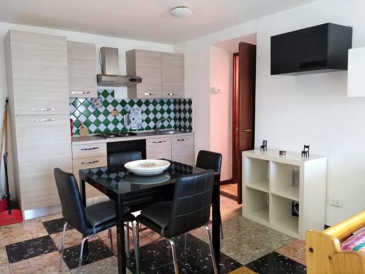 La Casa Sul Farfa Apartment Bocchignano Екстериор снимка