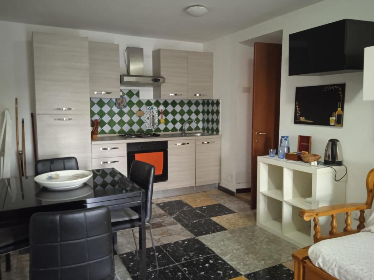 La Casa Sul Farfa Apartment Bocchignano Екстериор снимка