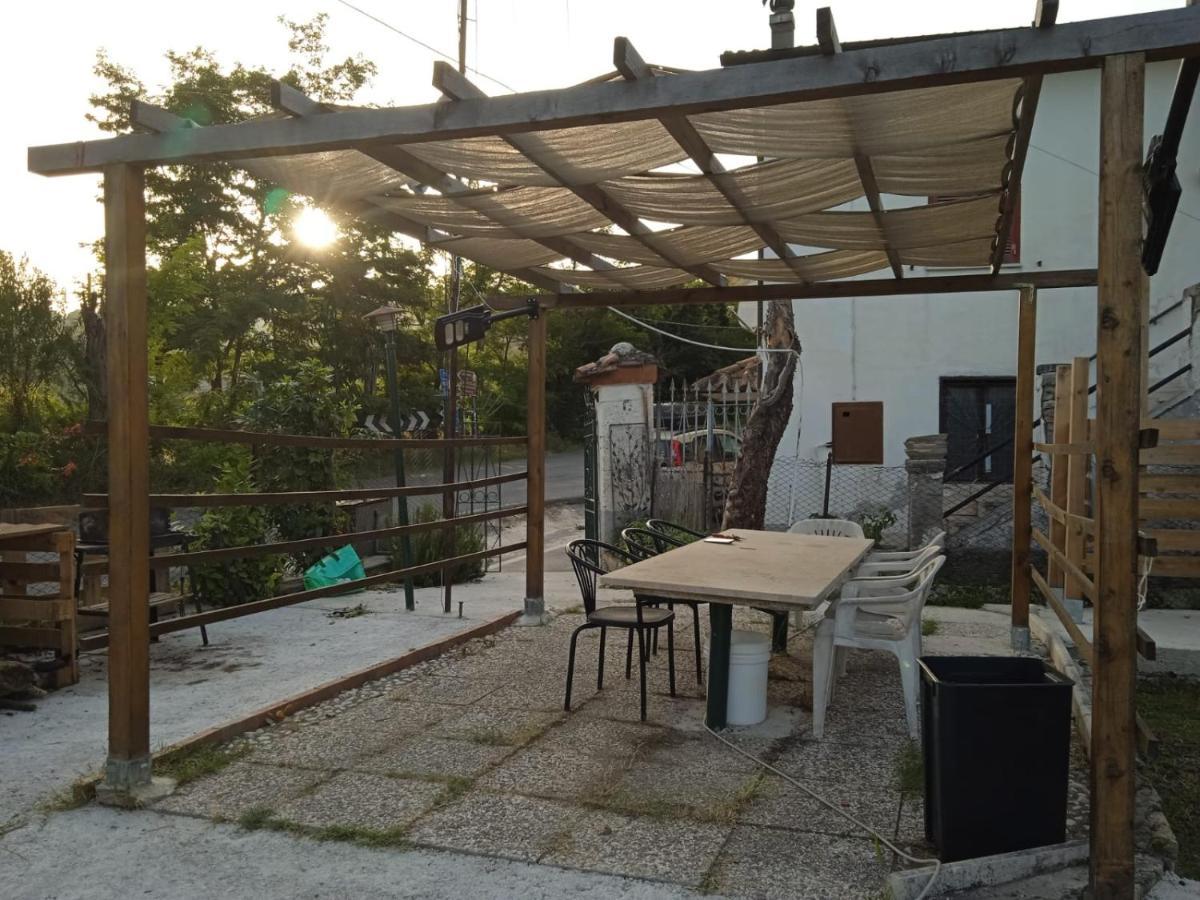 La Casa Sul Farfa Apartment Bocchignano Екстериор снимка