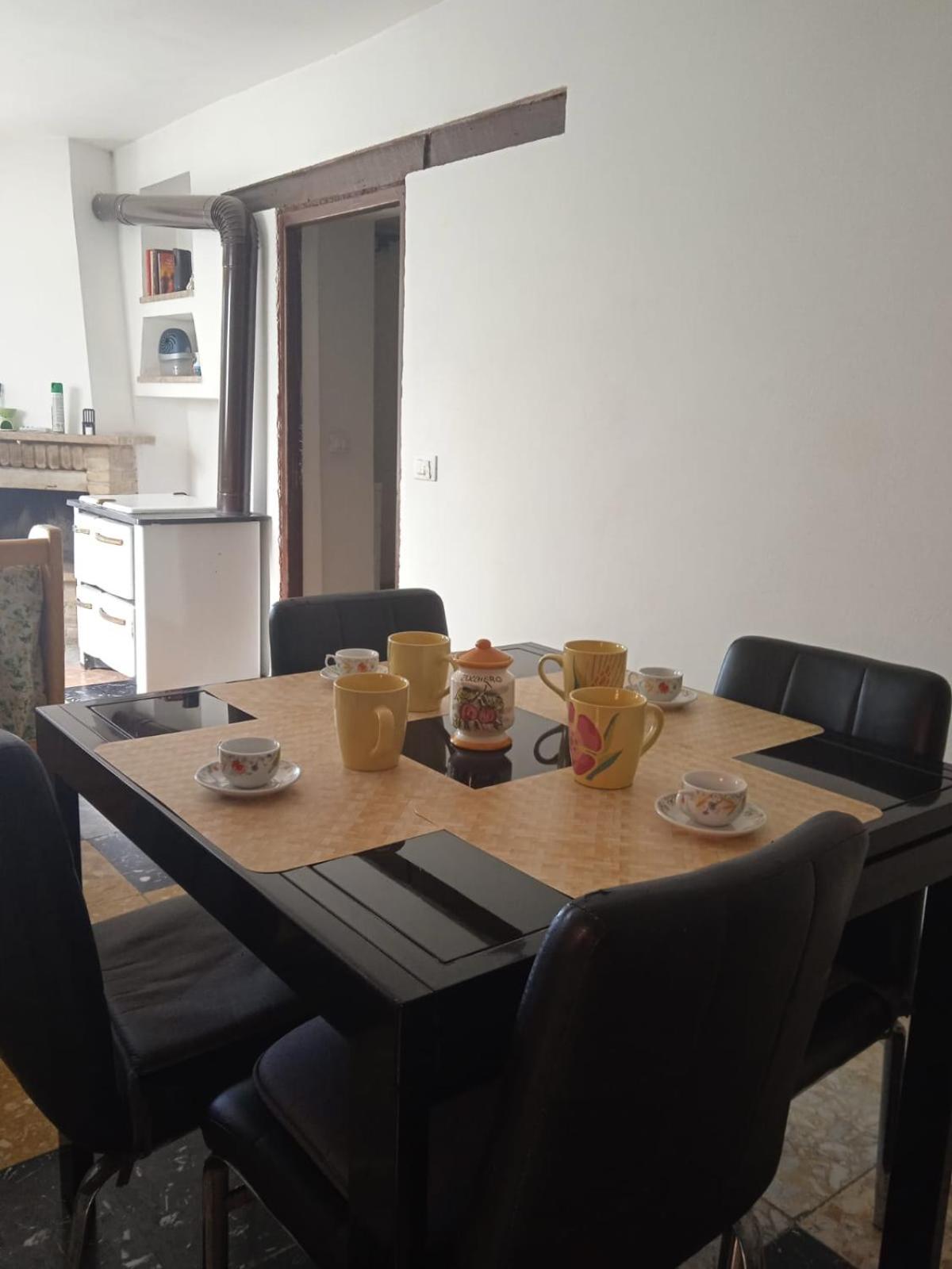La Casa Sul Farfa Apartment Bocchignano Екстериор снимка