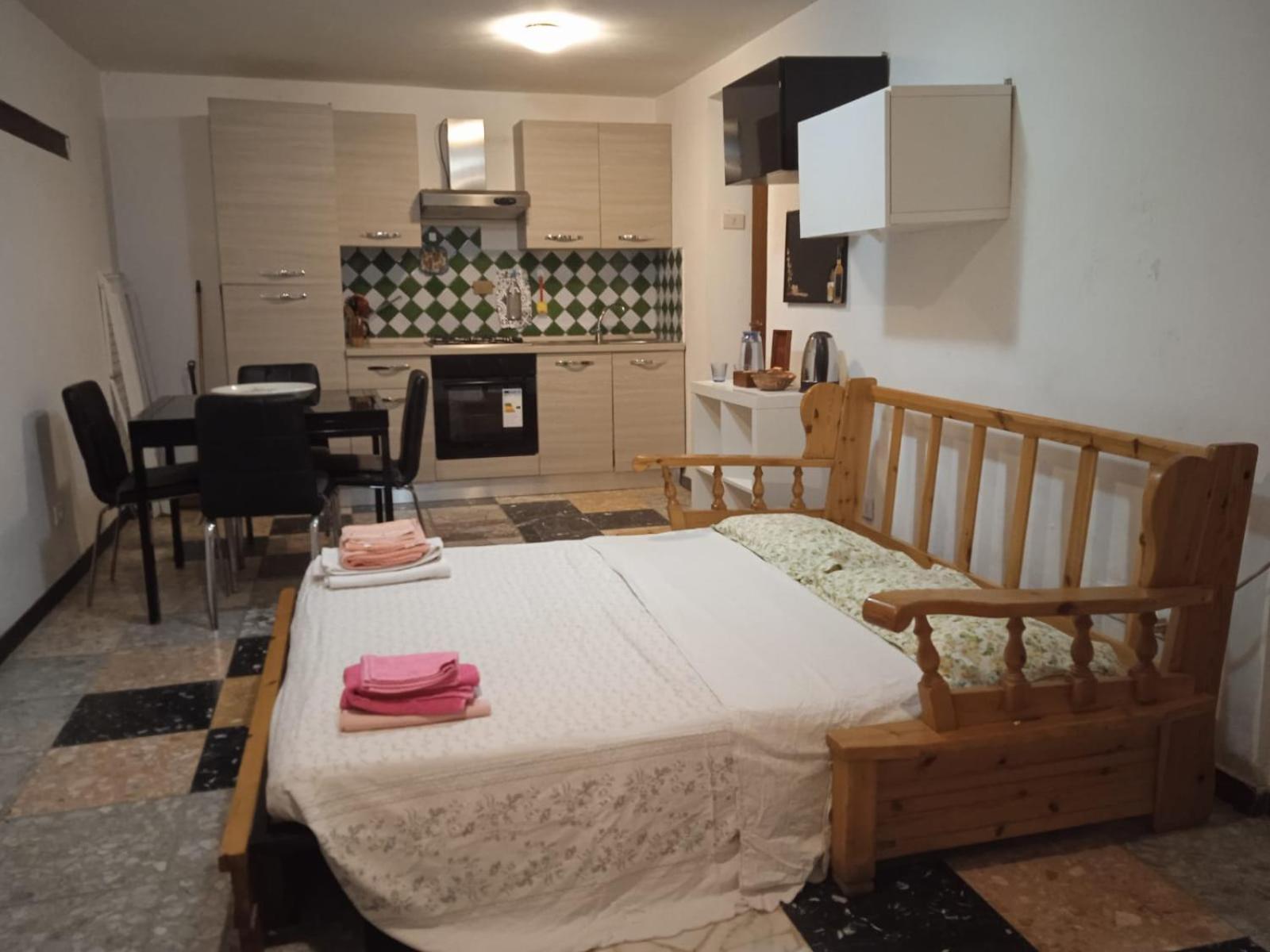 La Casa Sul Farfa Apartment Bocchignano Екстериор снимка